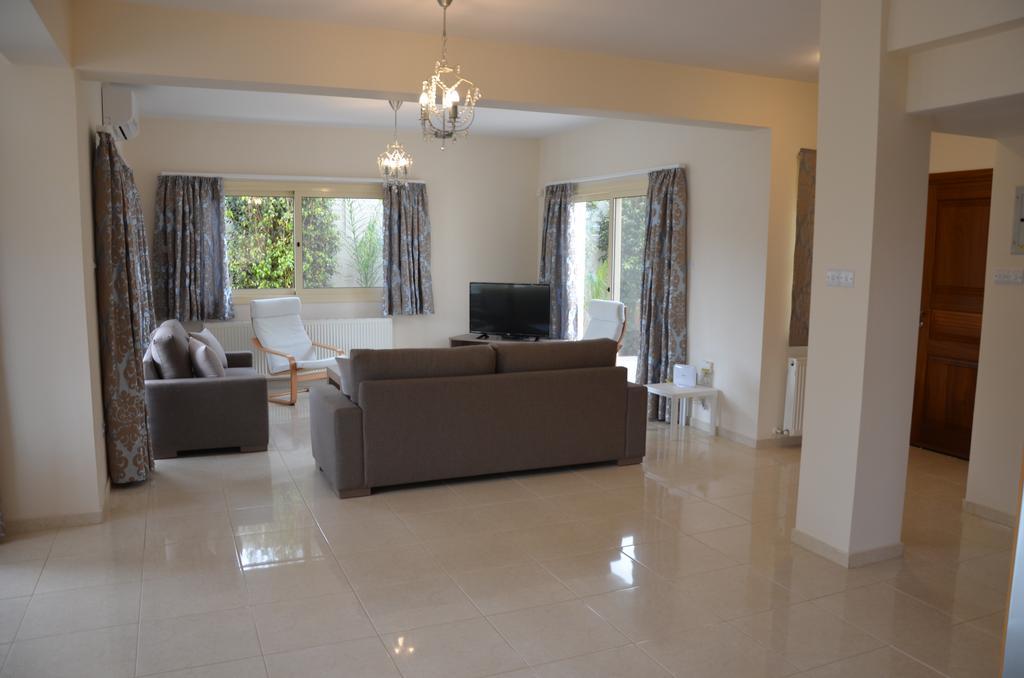 Anthorina Villa 2 프로타라스 외부 사진